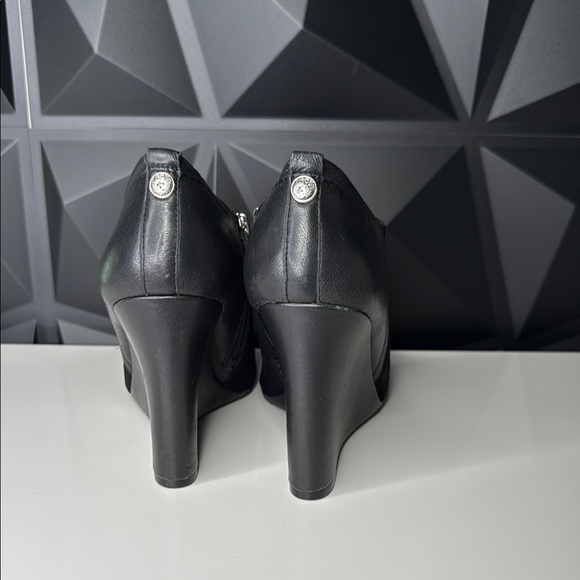 Vince Camuto Black Ankle Booties with Wedge Heel - Picture 5 of 7